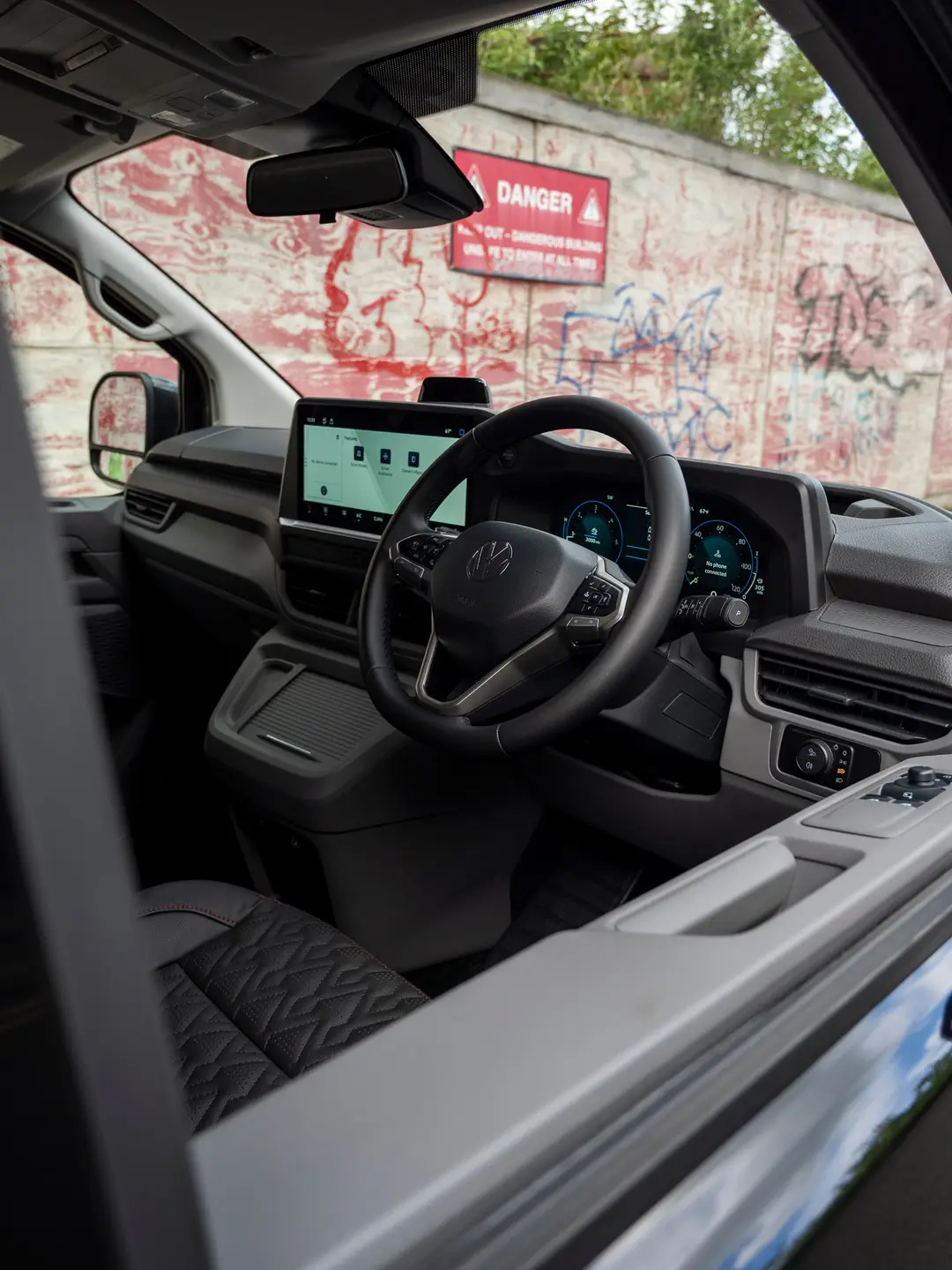 VW Transporter T7 kombi cab and dashboard